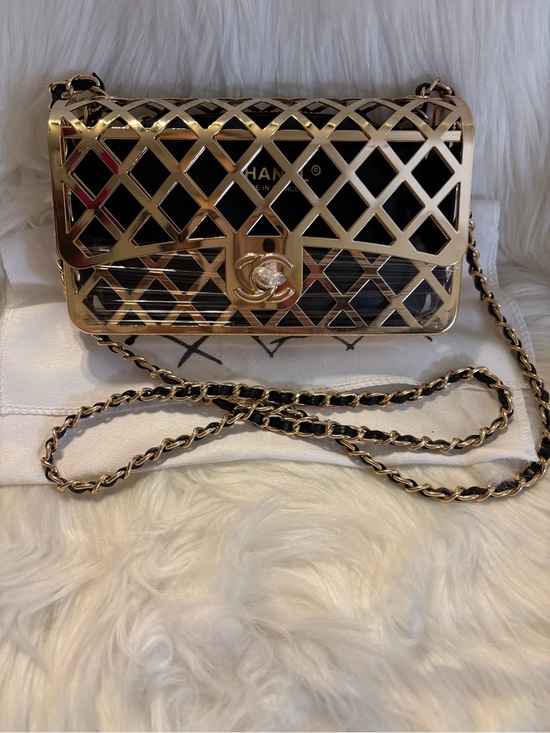 Source Unknown Handbags - Fashionable Lattice Style Shoulder/Crossbody Bag with Pouch